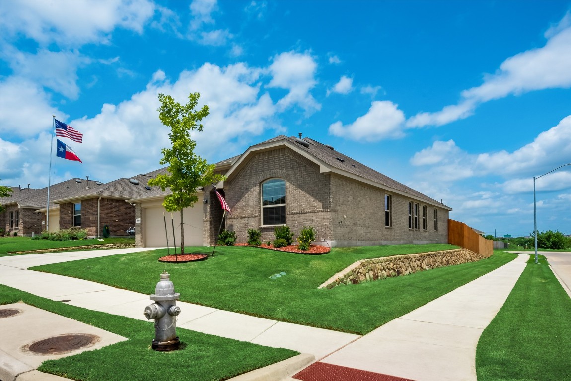 6100 Fall Creek Lane Fort Worth TX 76123