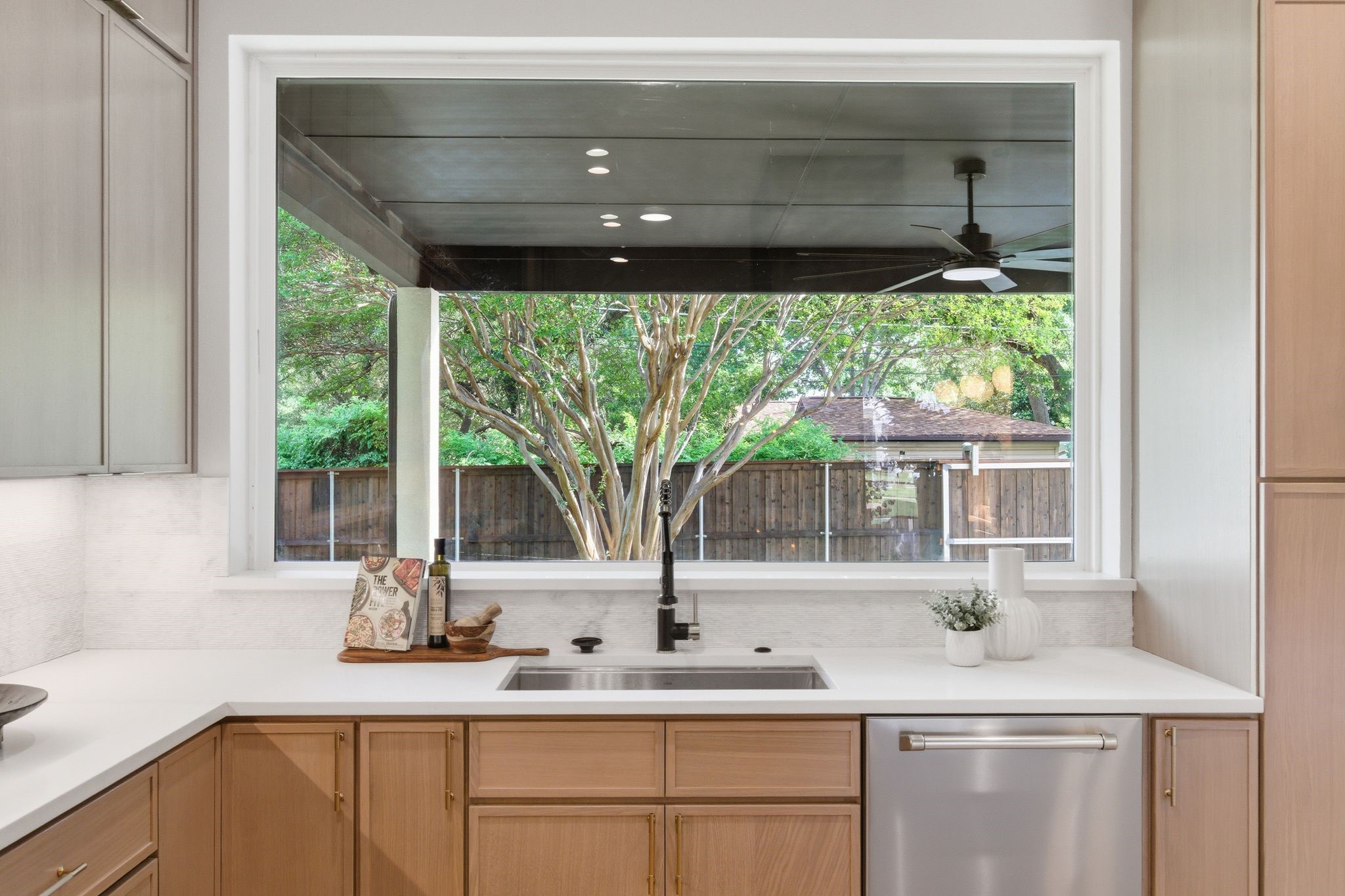 8903 Liptonshire Drive Dallas TX 75238