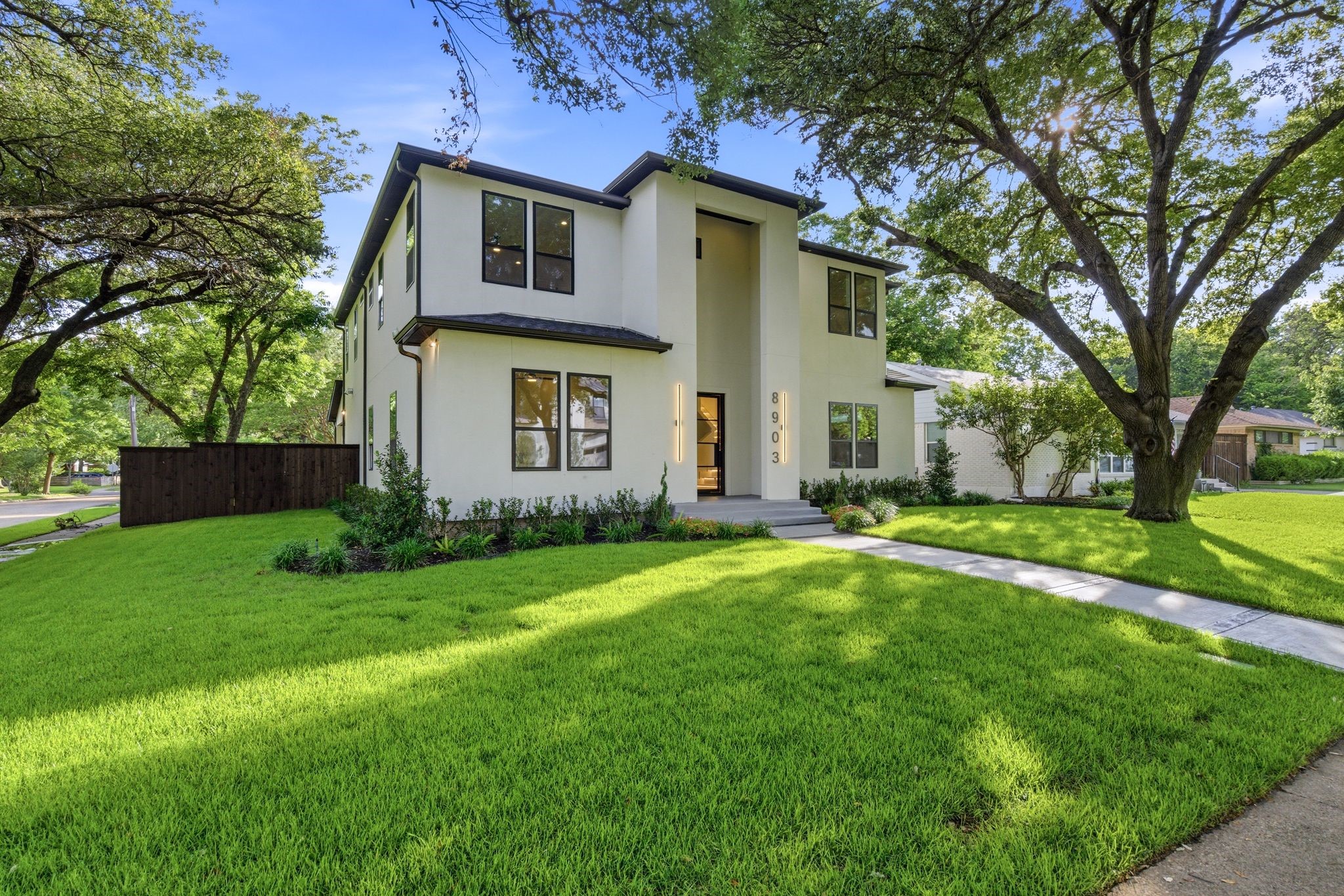 8903 Liptonshire Drive Dallas TX 75238