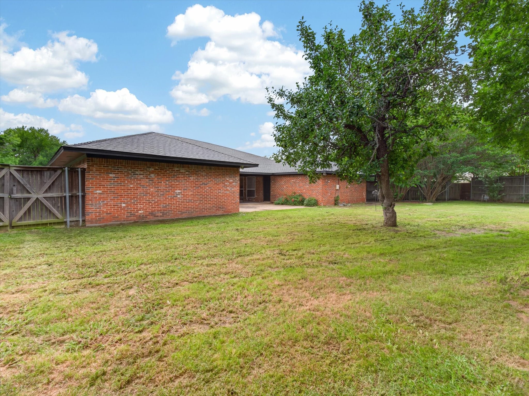 3209 Broken Arrow Road Denton TX 76209