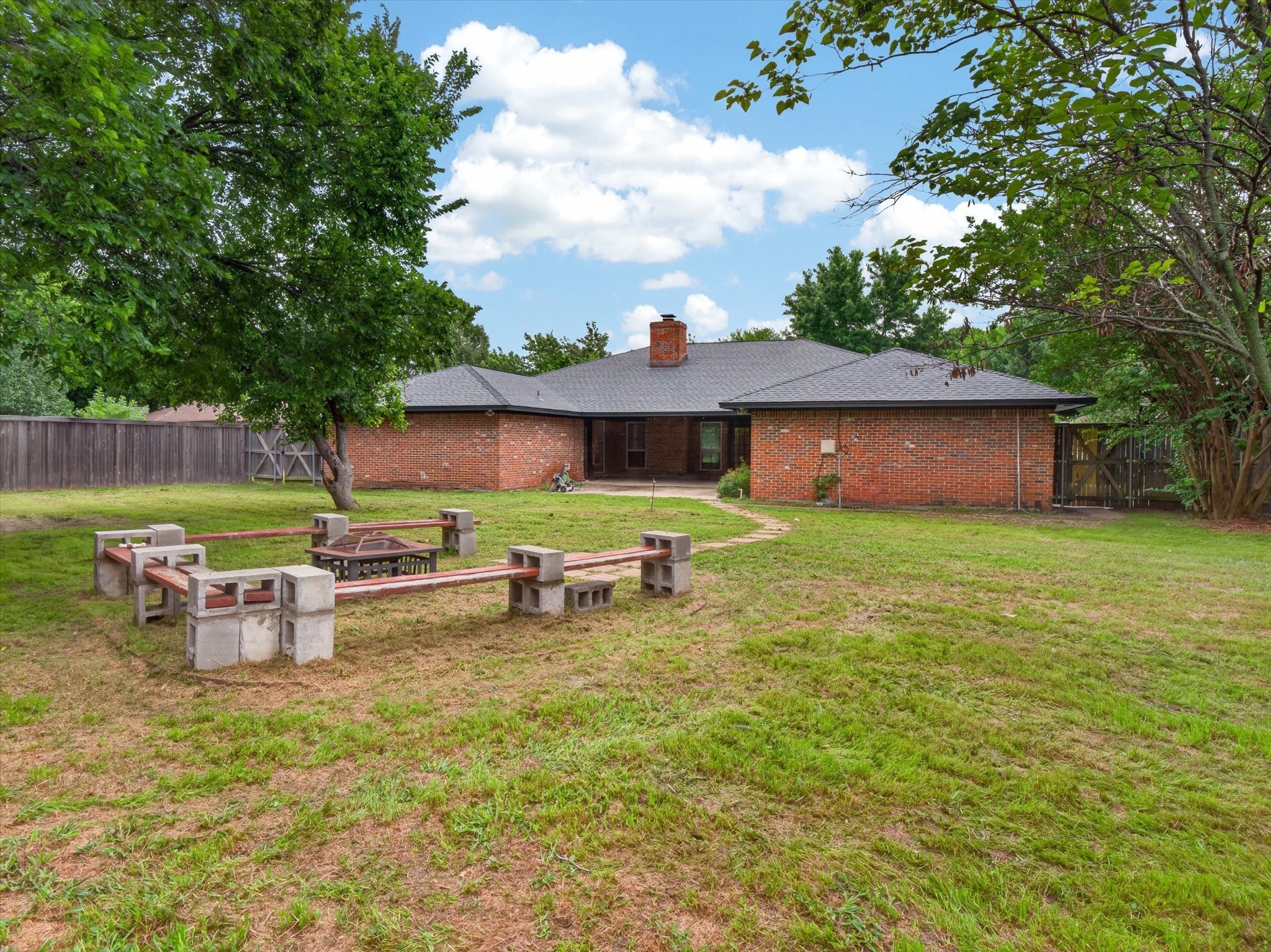 3209 Broken Arrow Road Denton TX 76209