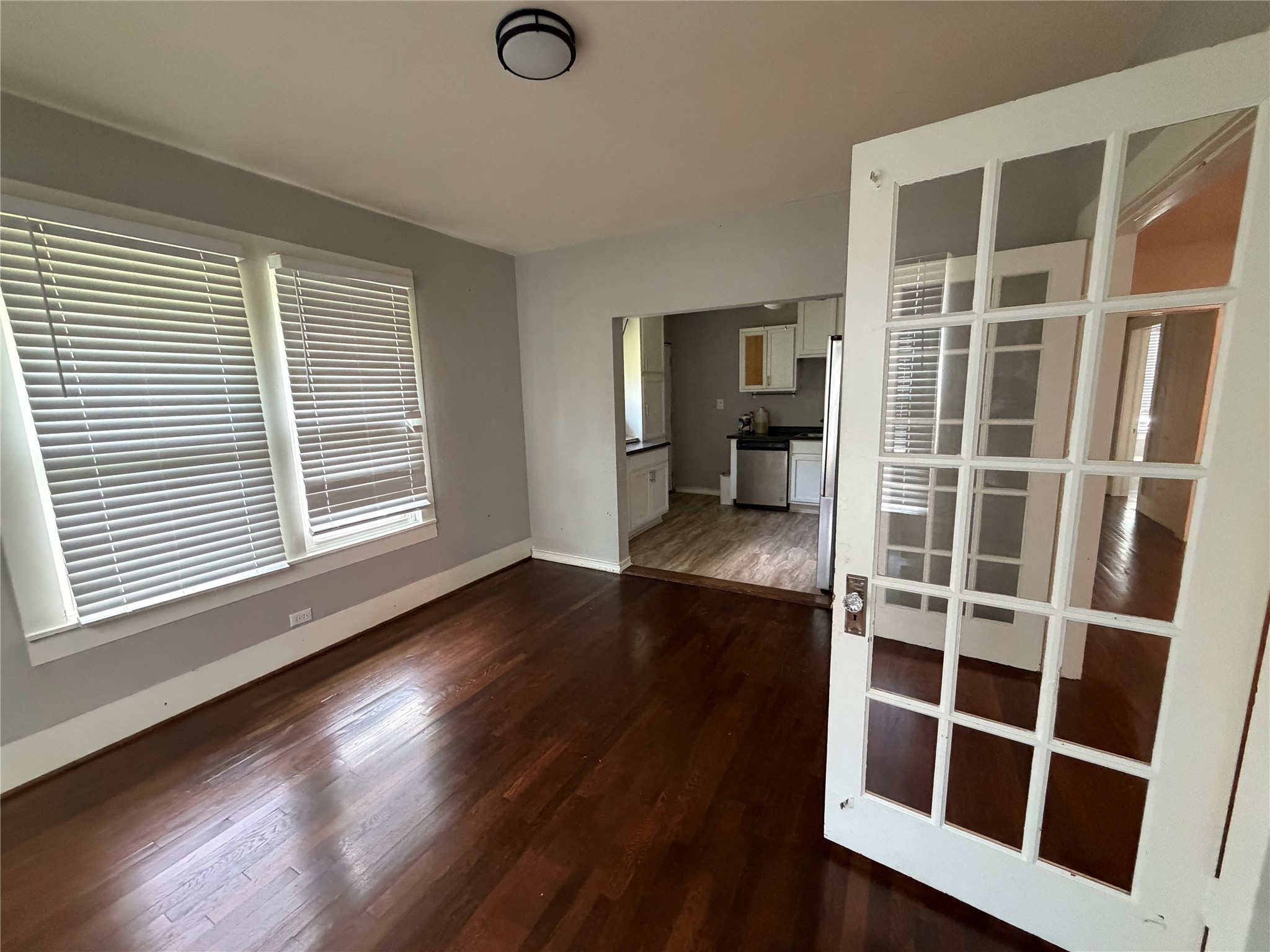 1400 W Chestnut Denison TX 75021