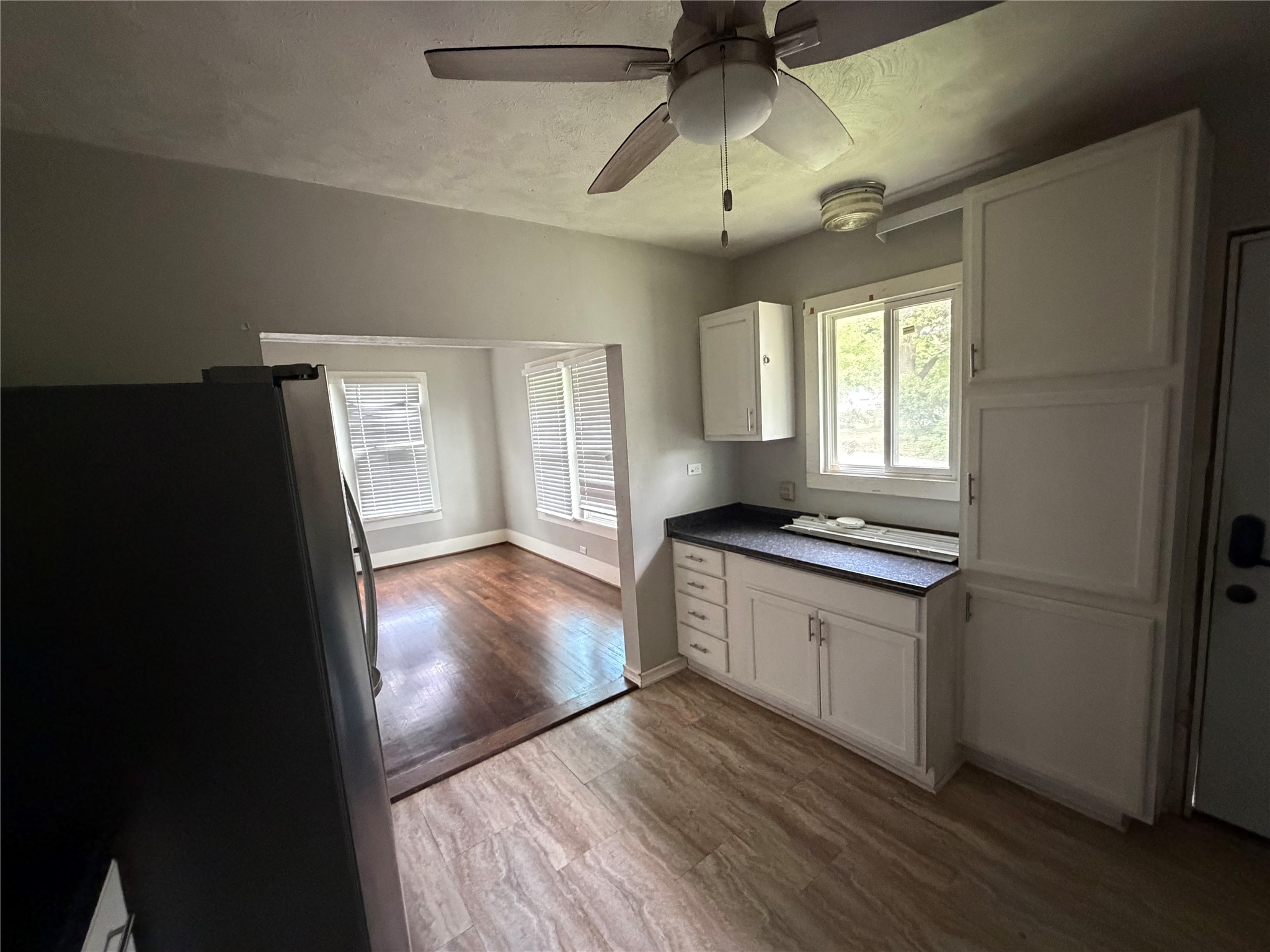 1400 W Chestnut Denison TX 75021