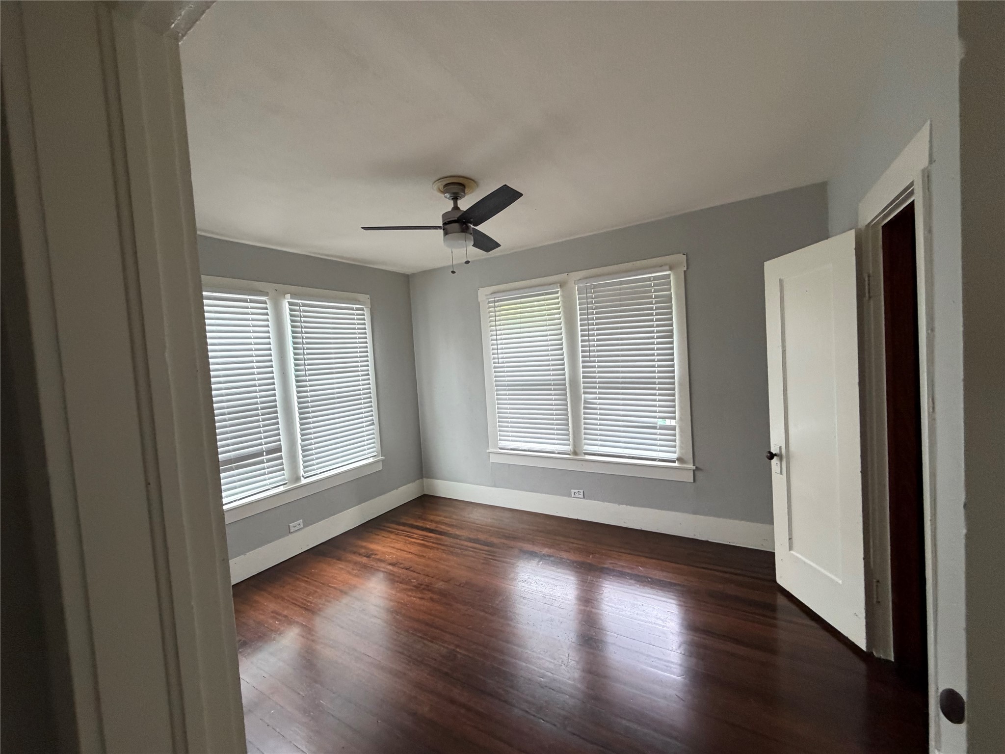 1400 W Chestnut Denison TX 75021