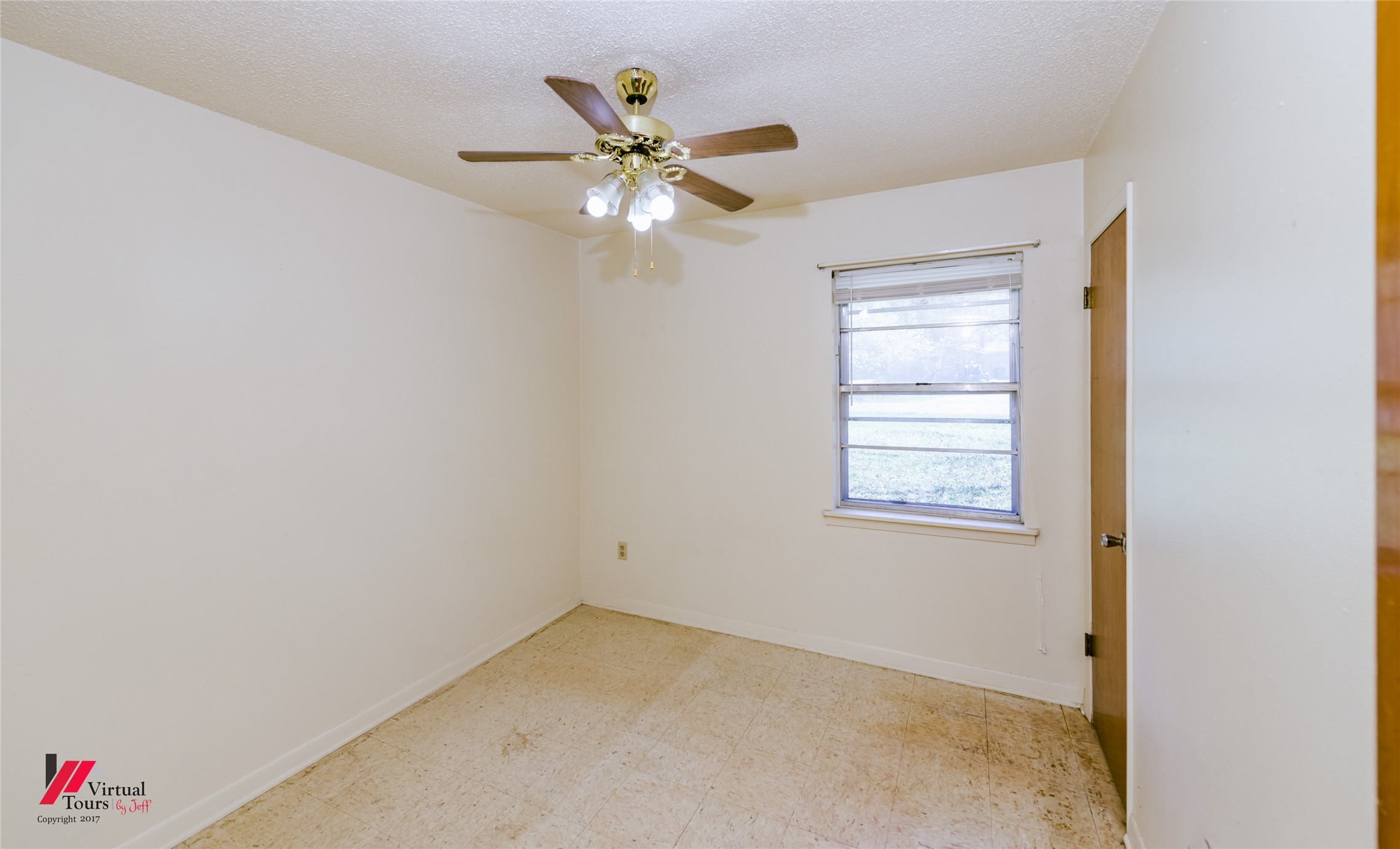 1120 Pine Street Waskom TX 75692