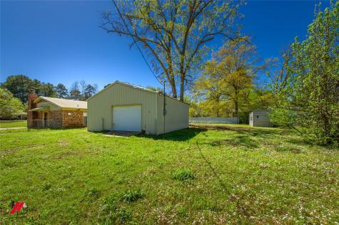 1120 Pine Street Waskom TX 75692