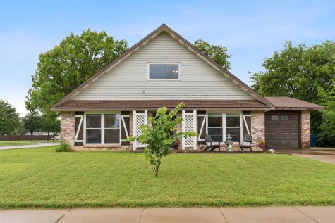2318 Valleywood Drive Carrollton TX 75006