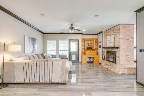 9928 Wandering Way Street Benbrook TX 76126