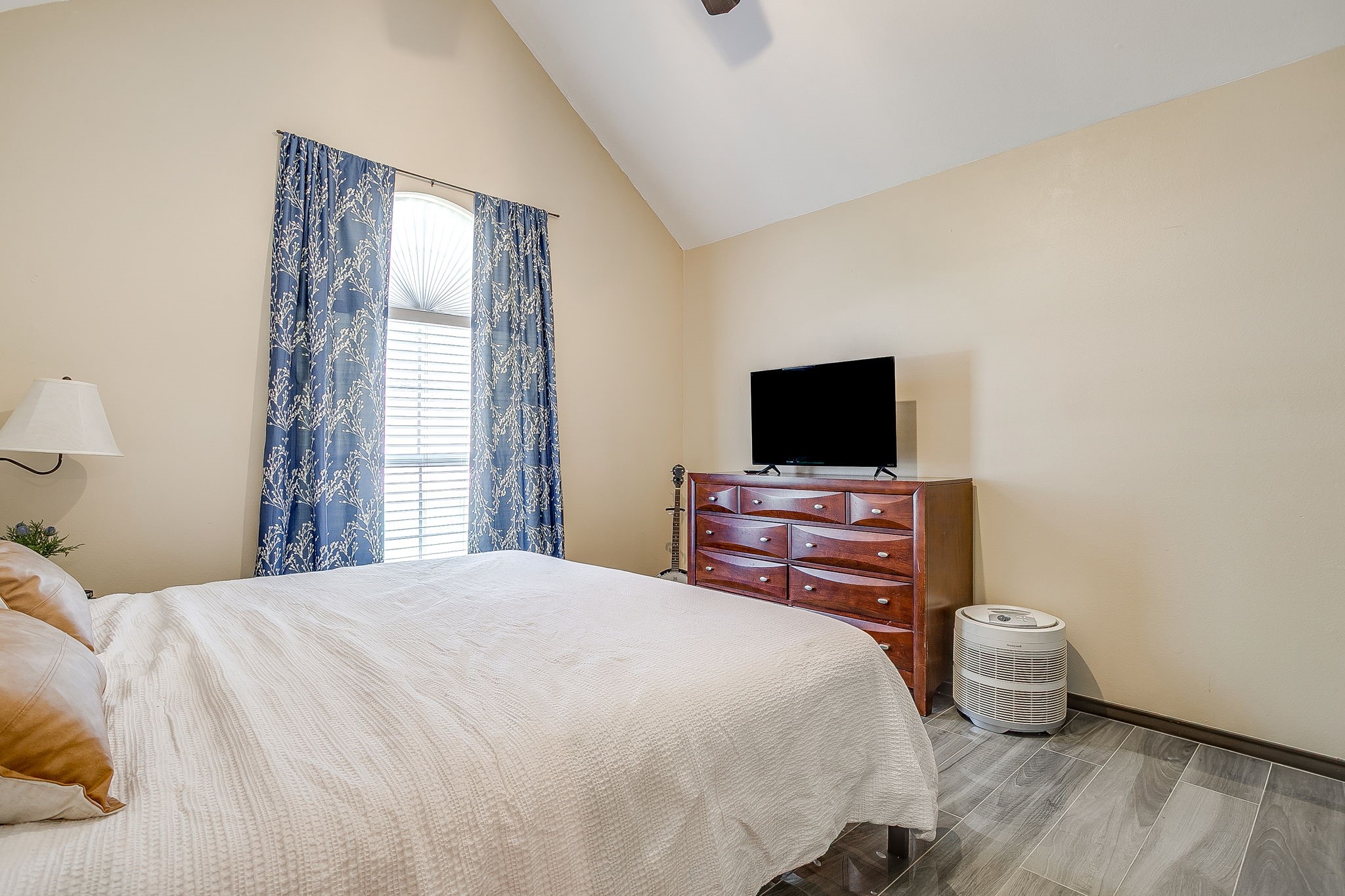 9928 Wandering Way Street Benbrook TX 76126