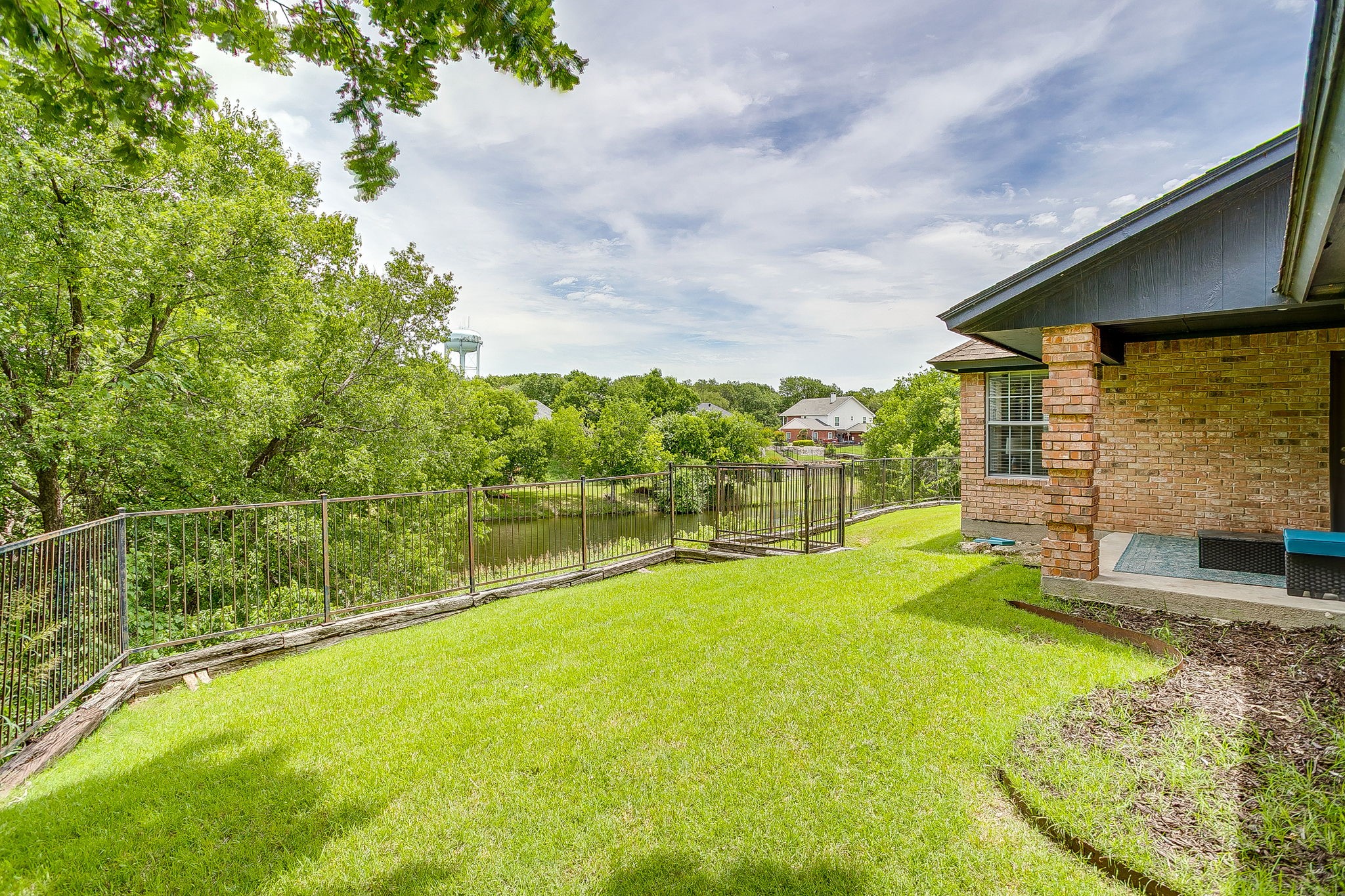 9928 Wandering Way Street Benbrook TX 76126