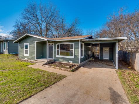 1230 S Brazos Street Weatherford TX 76086