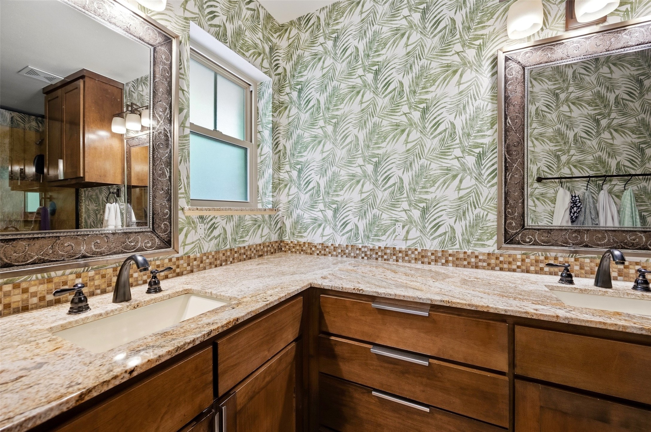 1700 Saxony Road Fort Worth TX 76116