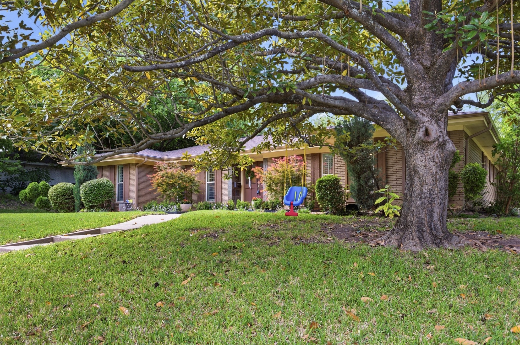 1700 Saxony Road Fort Worth TX 76116