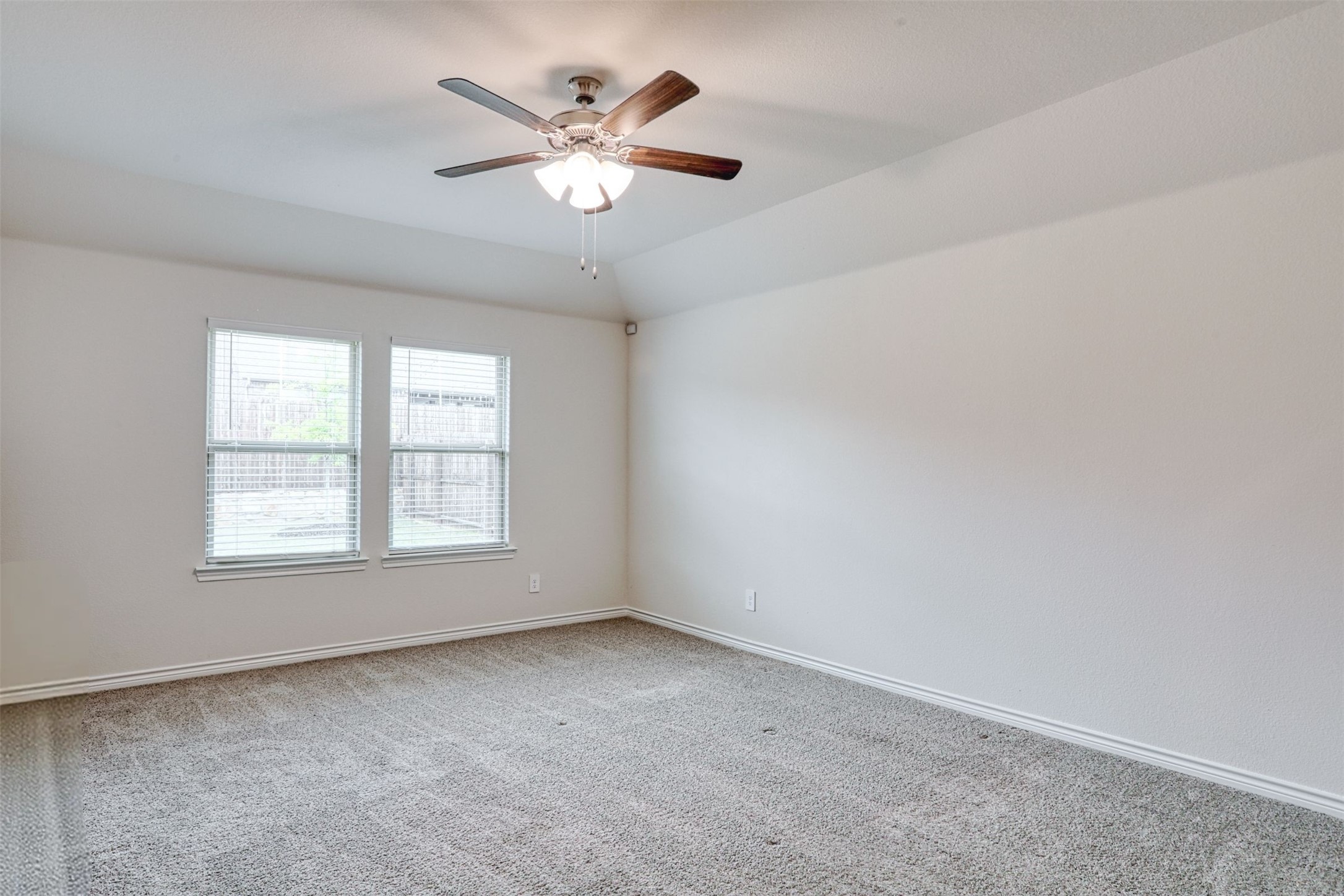 9813 Daisy Mae Lane Aubrey TX 76227