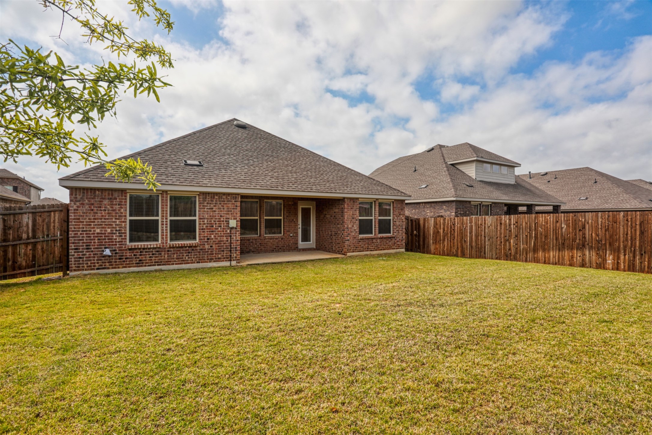 9813 Daisy Mae Lane Aubrey TX 76227