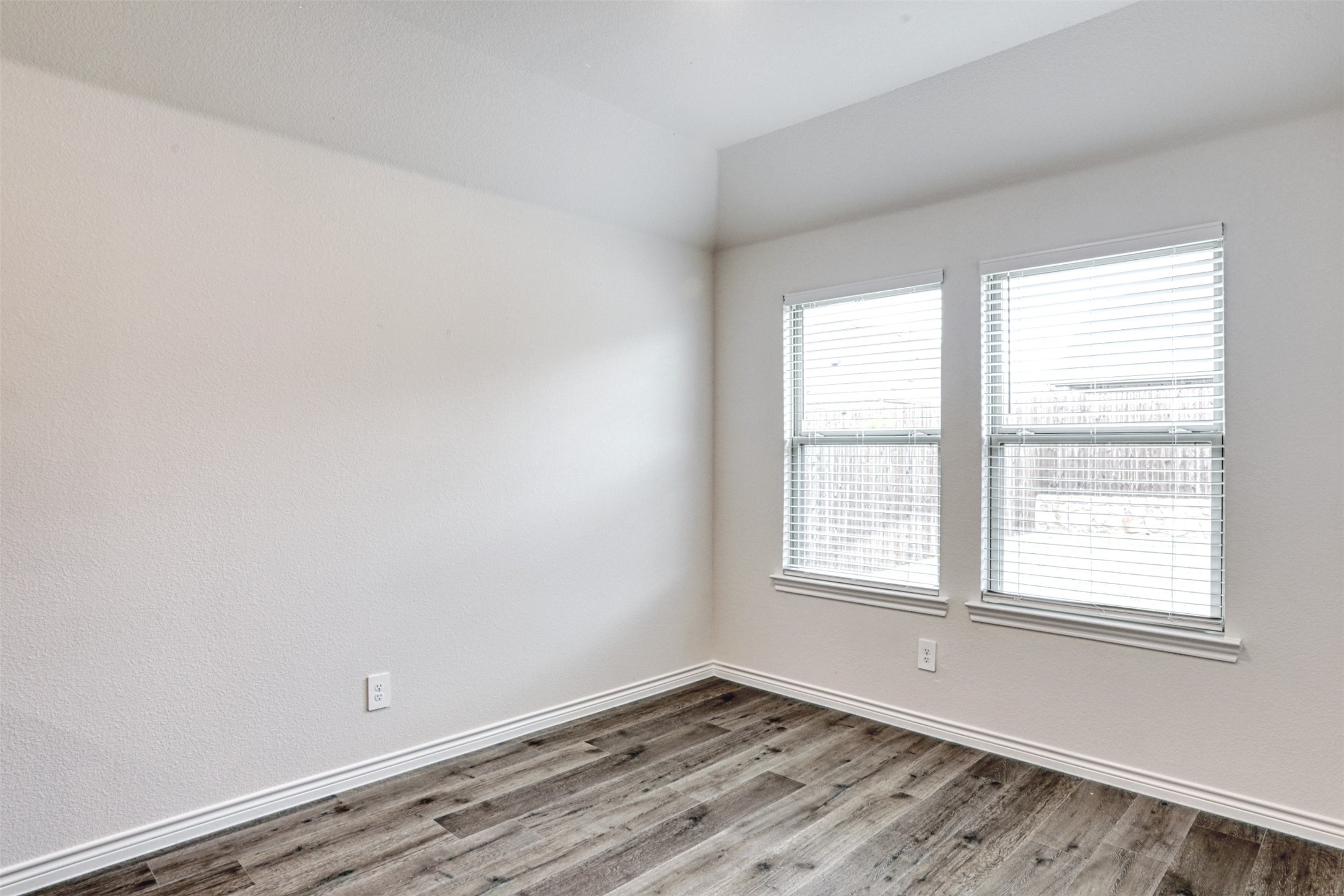 9813 Daisy Mae Lane Aubrey TX 76227