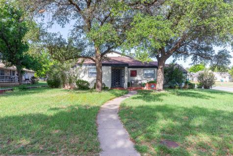 1111 Beall Street Sweetwater TX 79556
