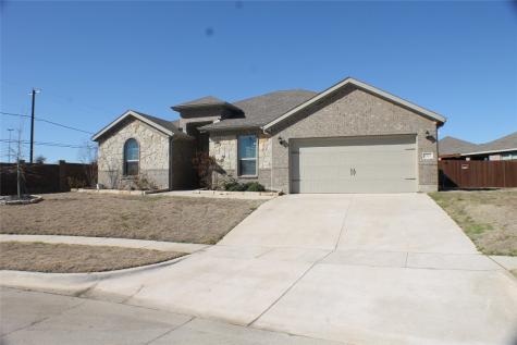 1333 Highpoint Circle Grand Prairie TX 75052