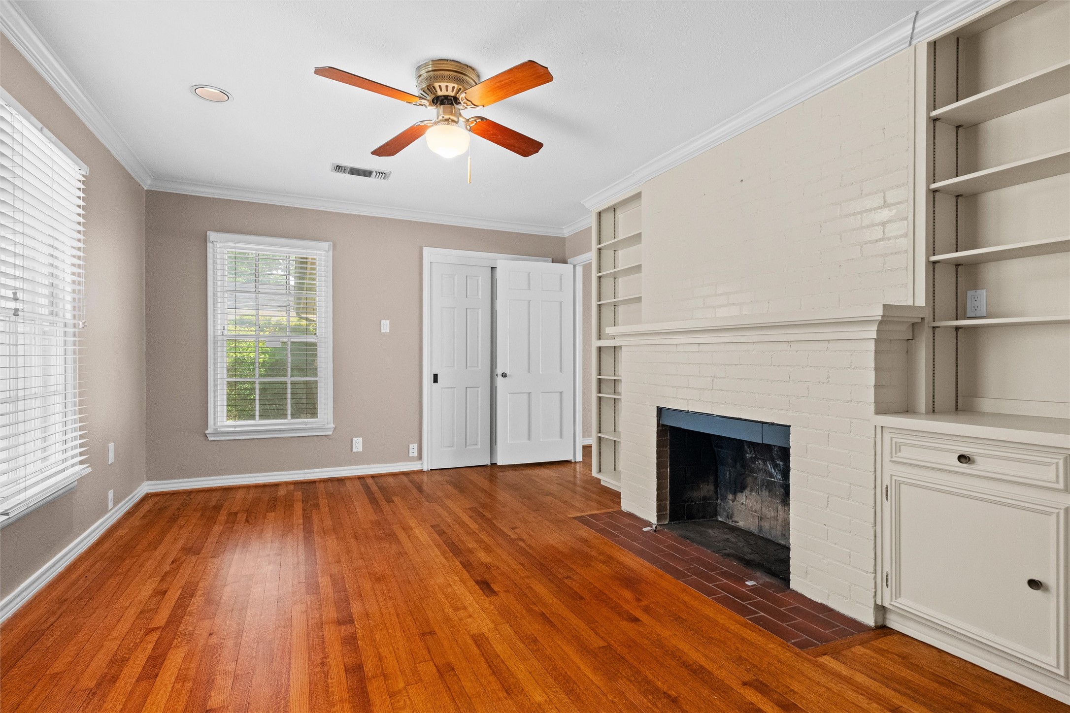 3744 Somerset Lane Fort Worth TX 76109