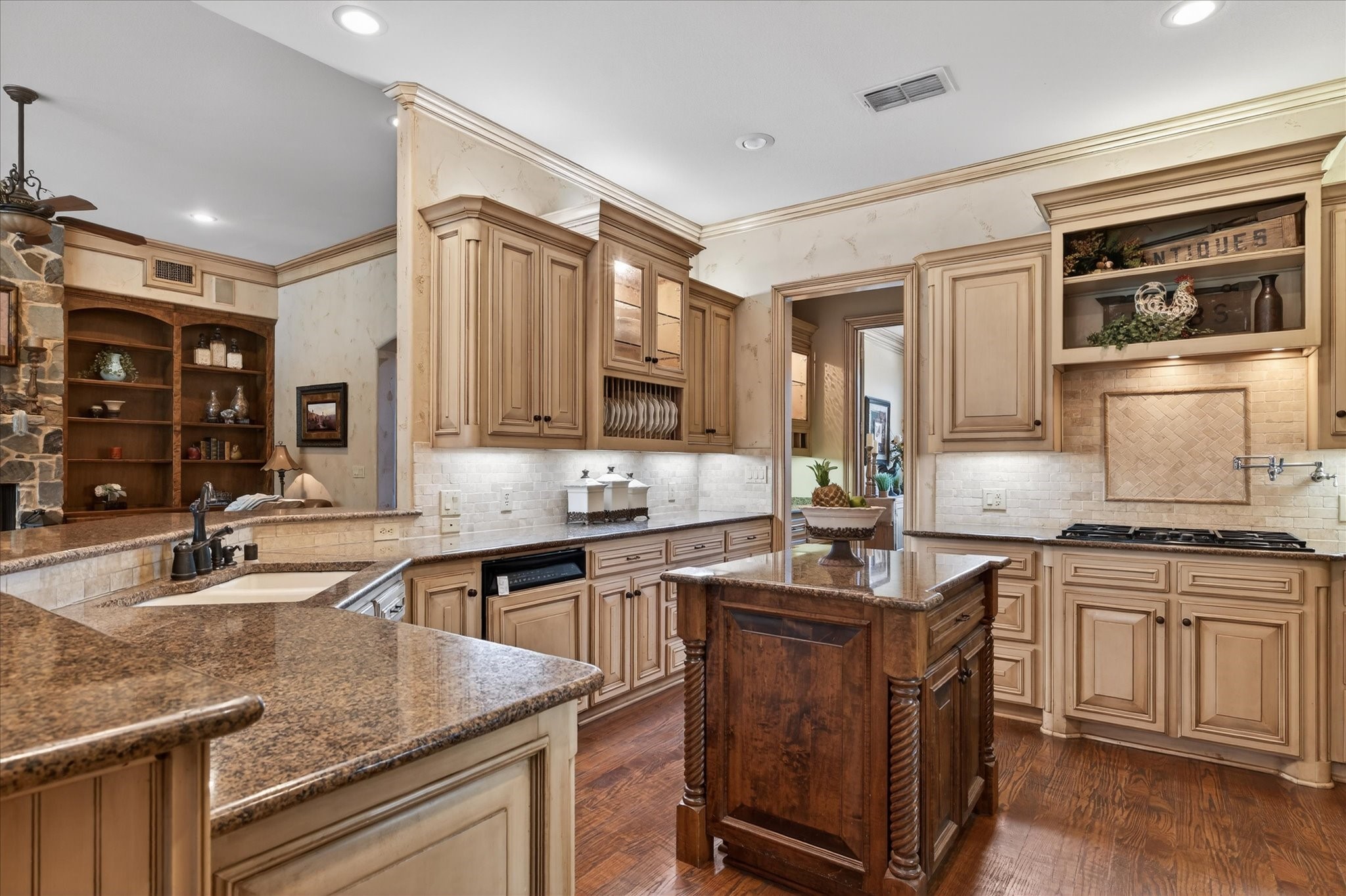 3504 Falcon Court Denton TX 76210