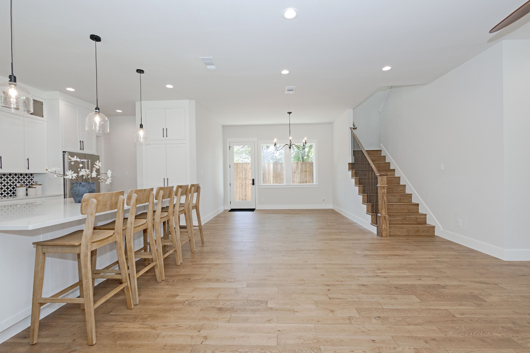 418 W 4th Street Justin TX 76247