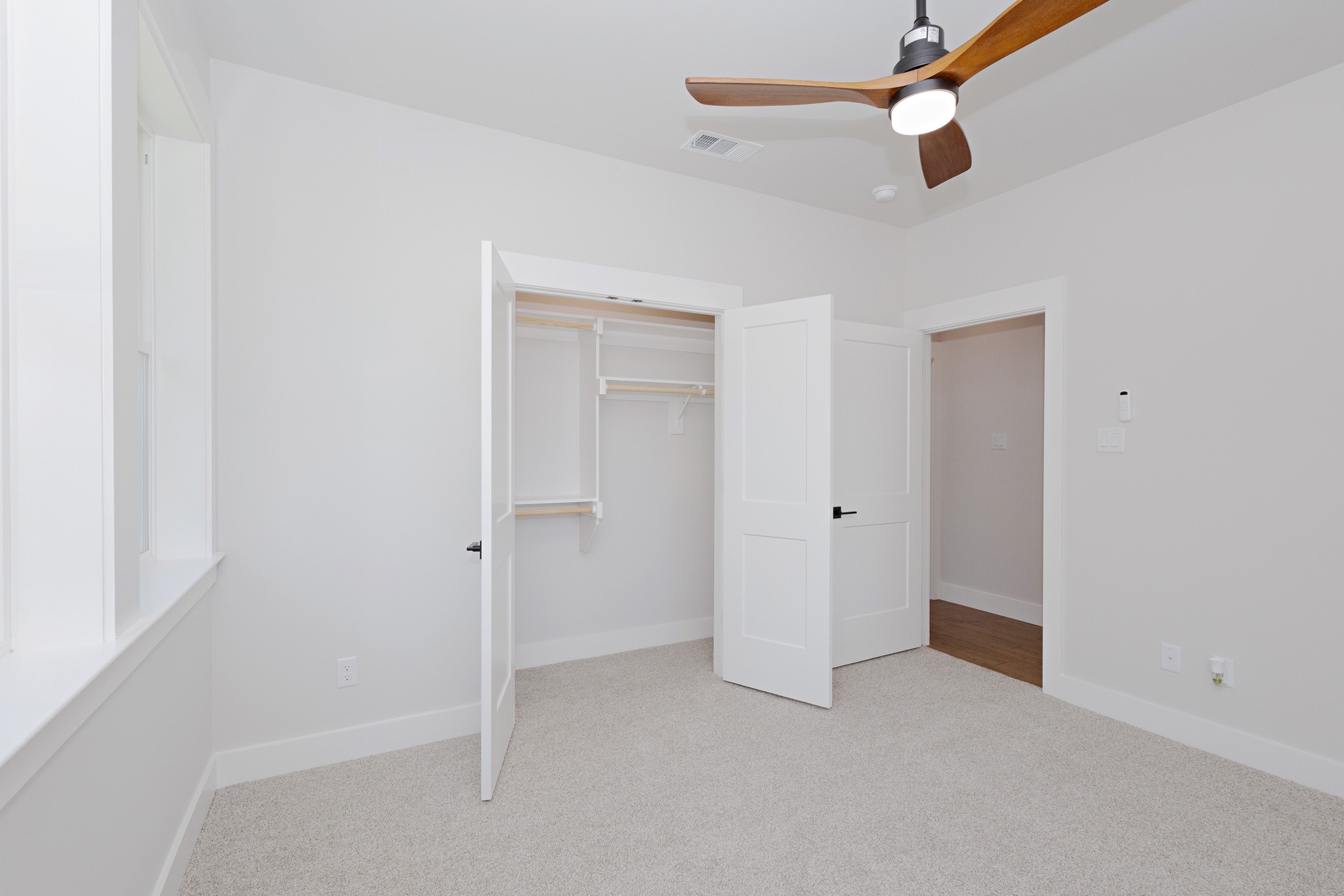 418 W 4th Street Justin TX 76247