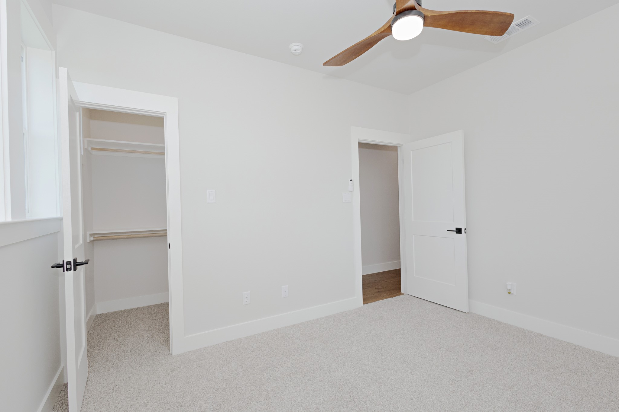 418 W 4th Street Justin TX 76247