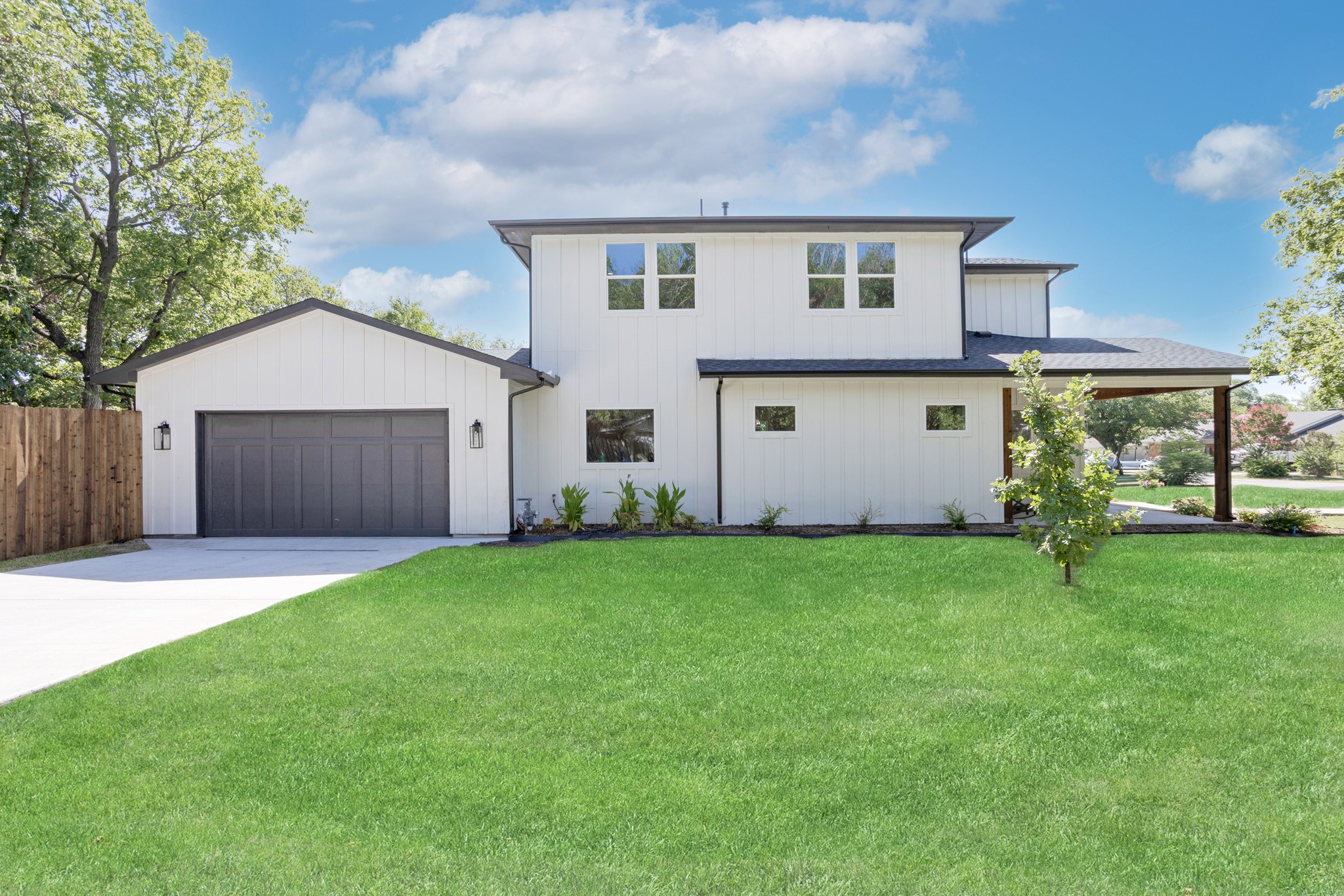 418 W 4th Street Justin TX 76247