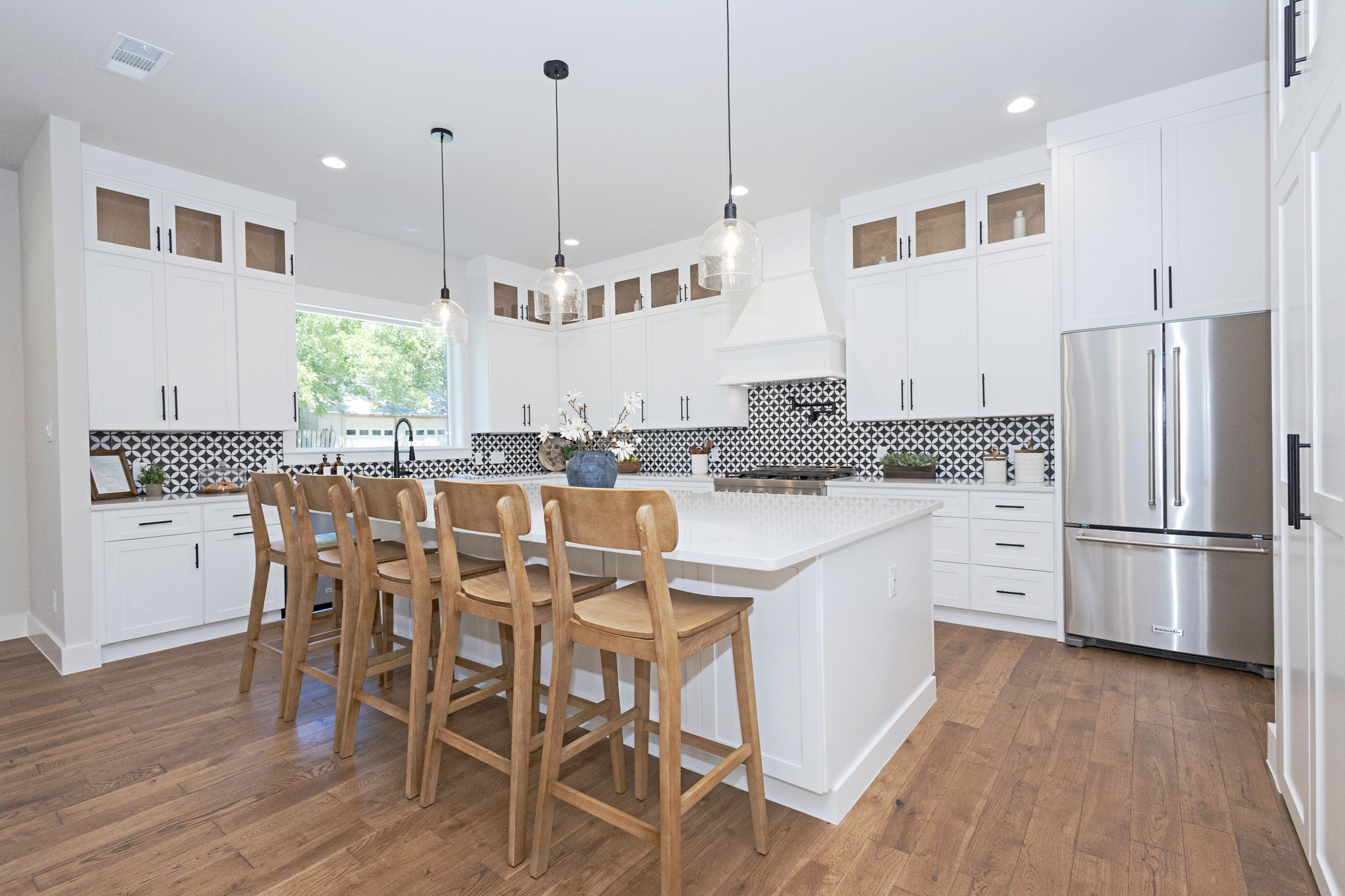 418 W 4th Street Justin TX 76247