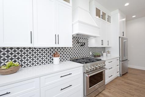 418 W 4th Street Justin TX 76247