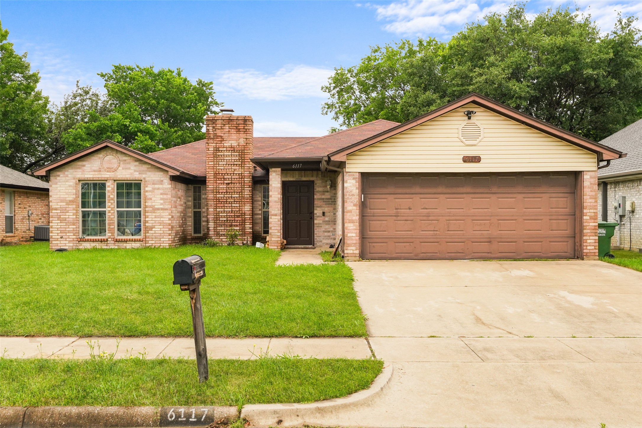 6117 Courtside Drive Watauga TX 76148