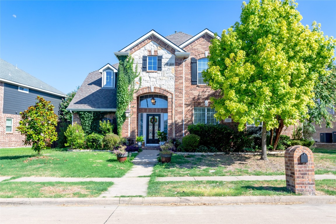 1526 Turning Leaf Lane Garland TX 75040