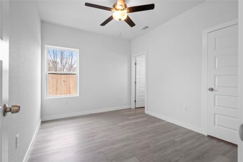 2222 Cedarwood Trail Granbury TX 76048