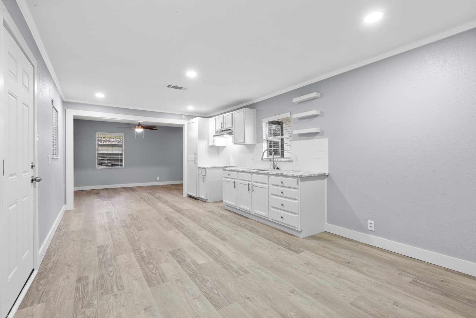 10474 Apache Wills Point TX 75169