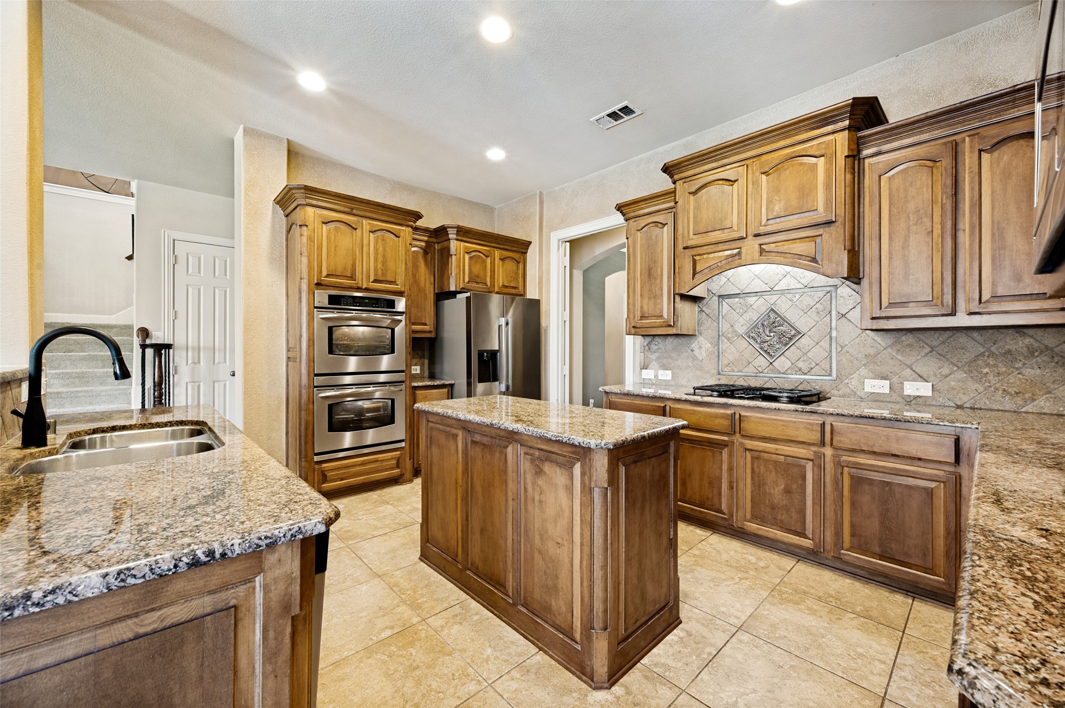 416 Mordred Lane Lewisville TX 75056