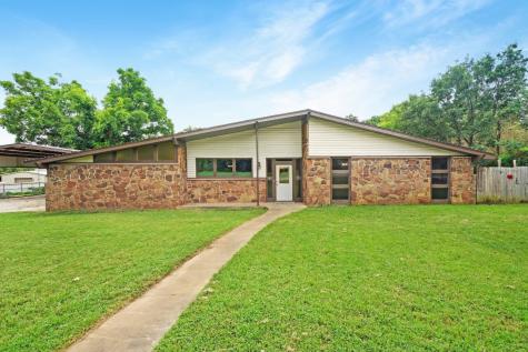 201 NW 32nd Street Mineral Wells TX 76067