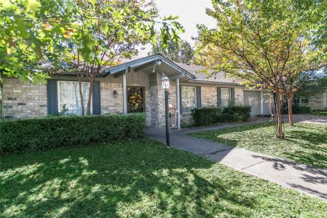 1225 Crestwood Drive Cleburne TX 76033