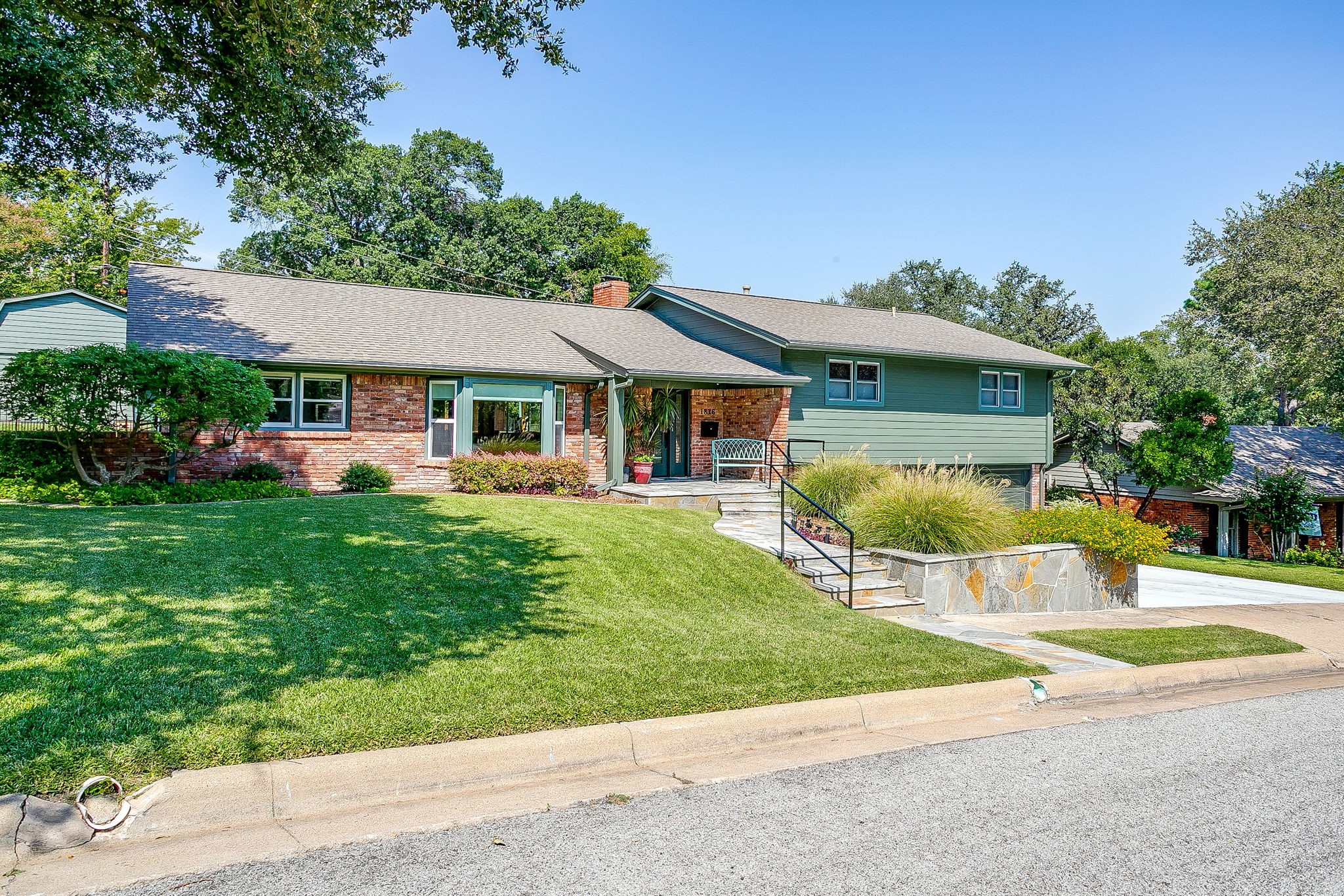 1816 Granada Road Fort Worth TX 76116