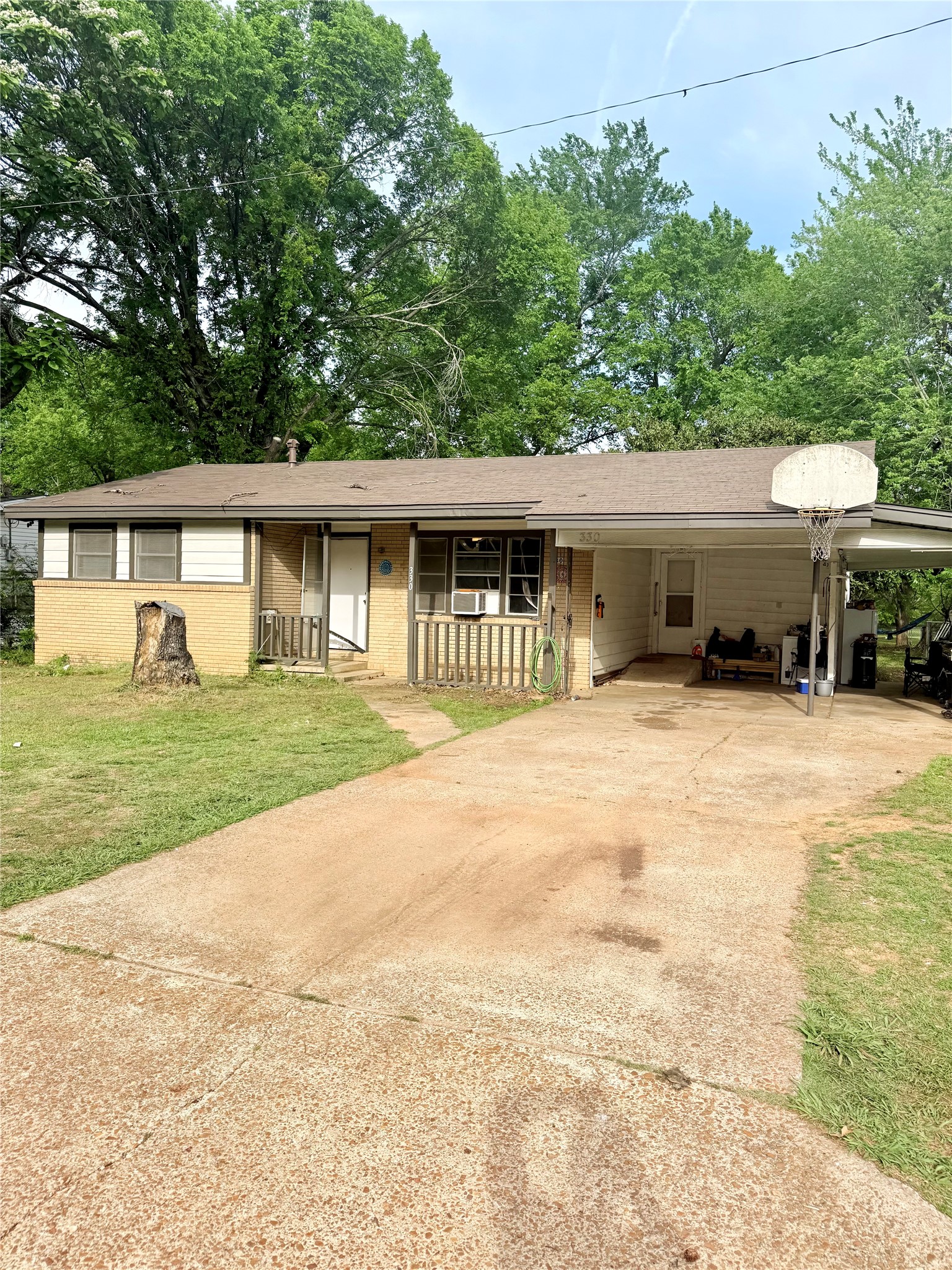 330 24th Street NW Paris TX 75460