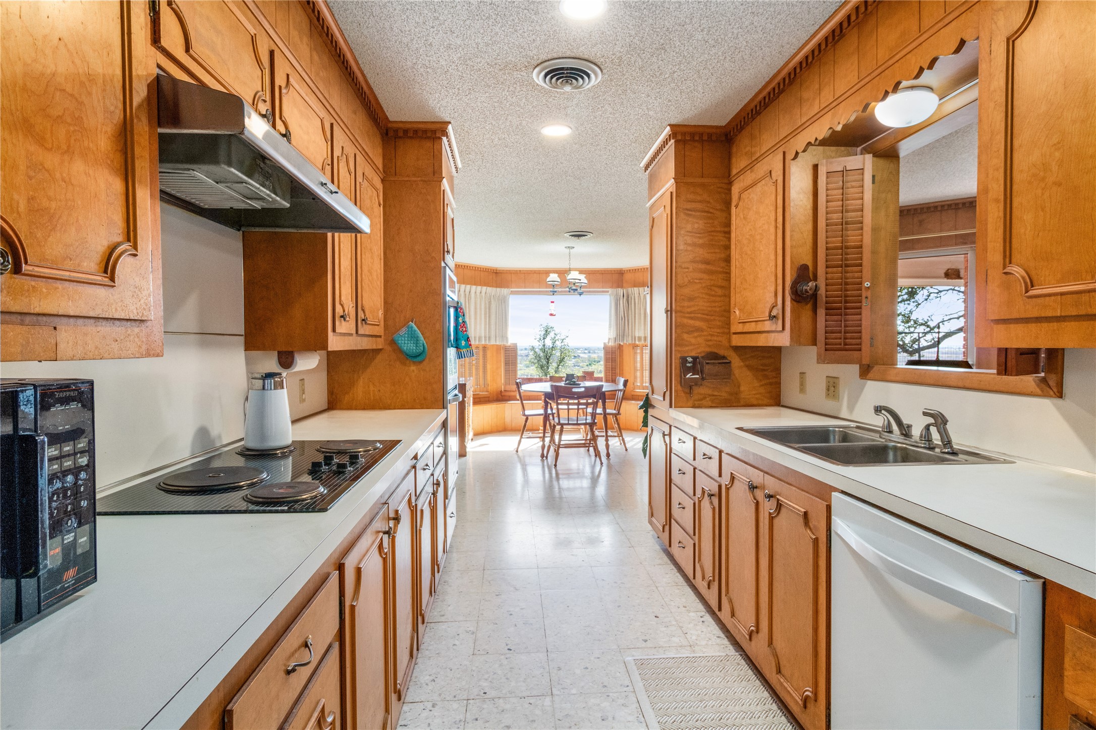1111 Hillcrest Street Coleman TX 76834