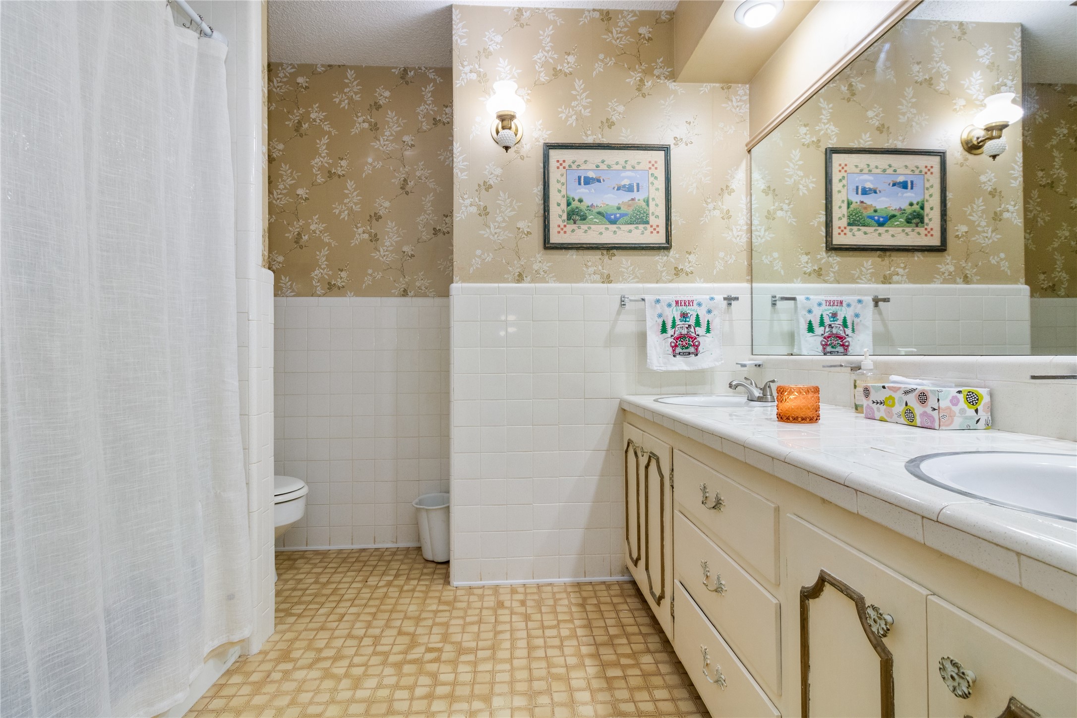 1111 Hillcrest Street Coleman TX 76834