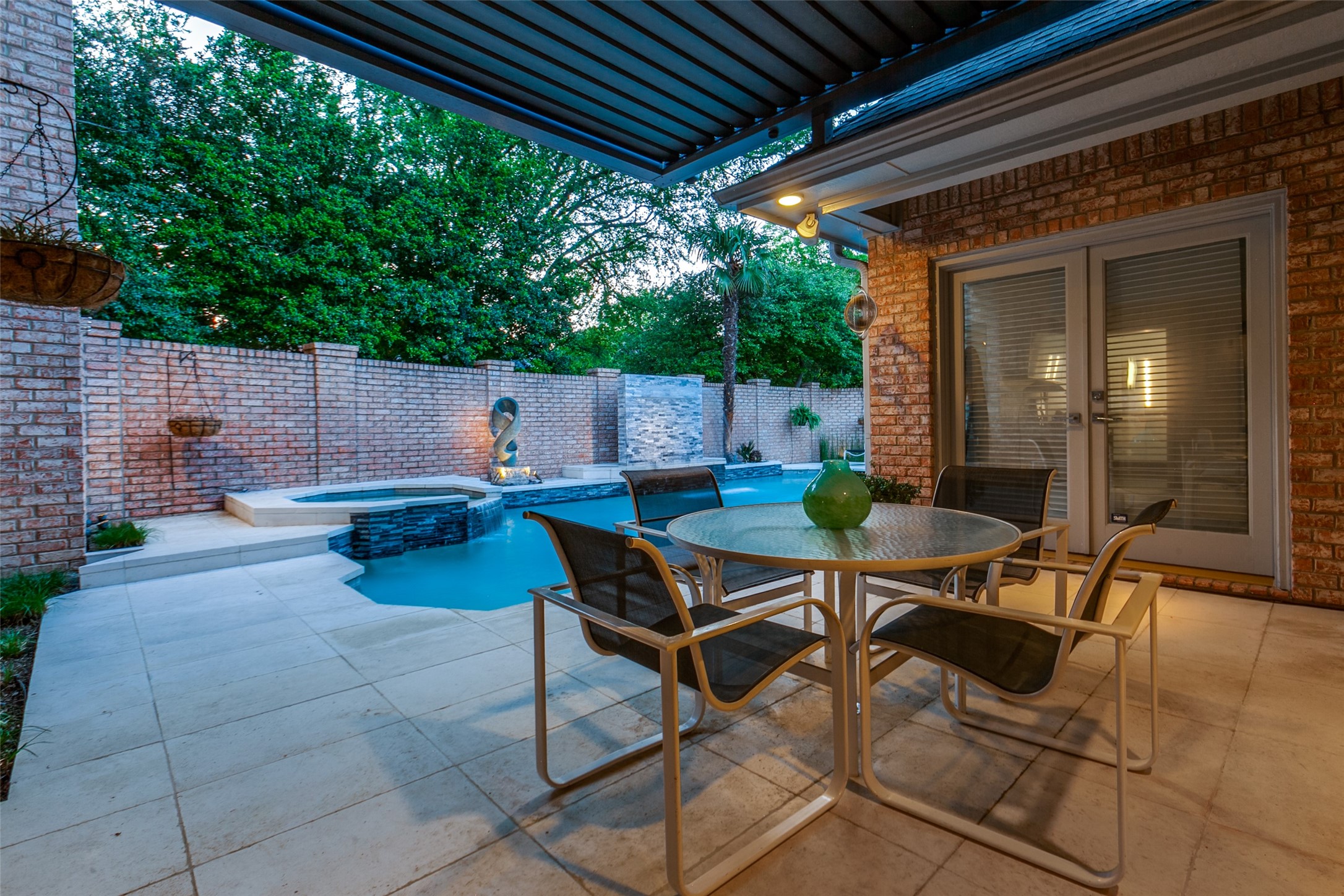 5804 Preston Fairways Drive Dallas TX 75252