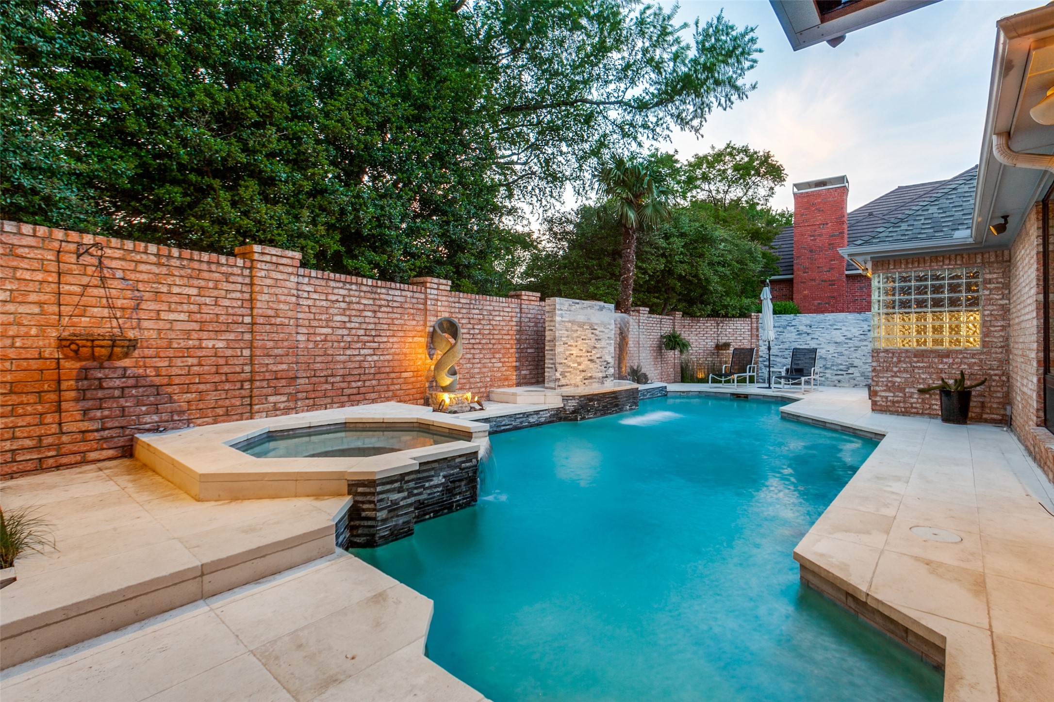 5804 Preston Fairways Drive Dallas TX 75252