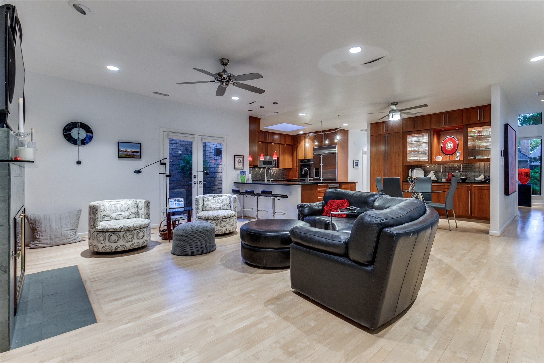 5804 Preston Fairways Drive Dallas TX 75252