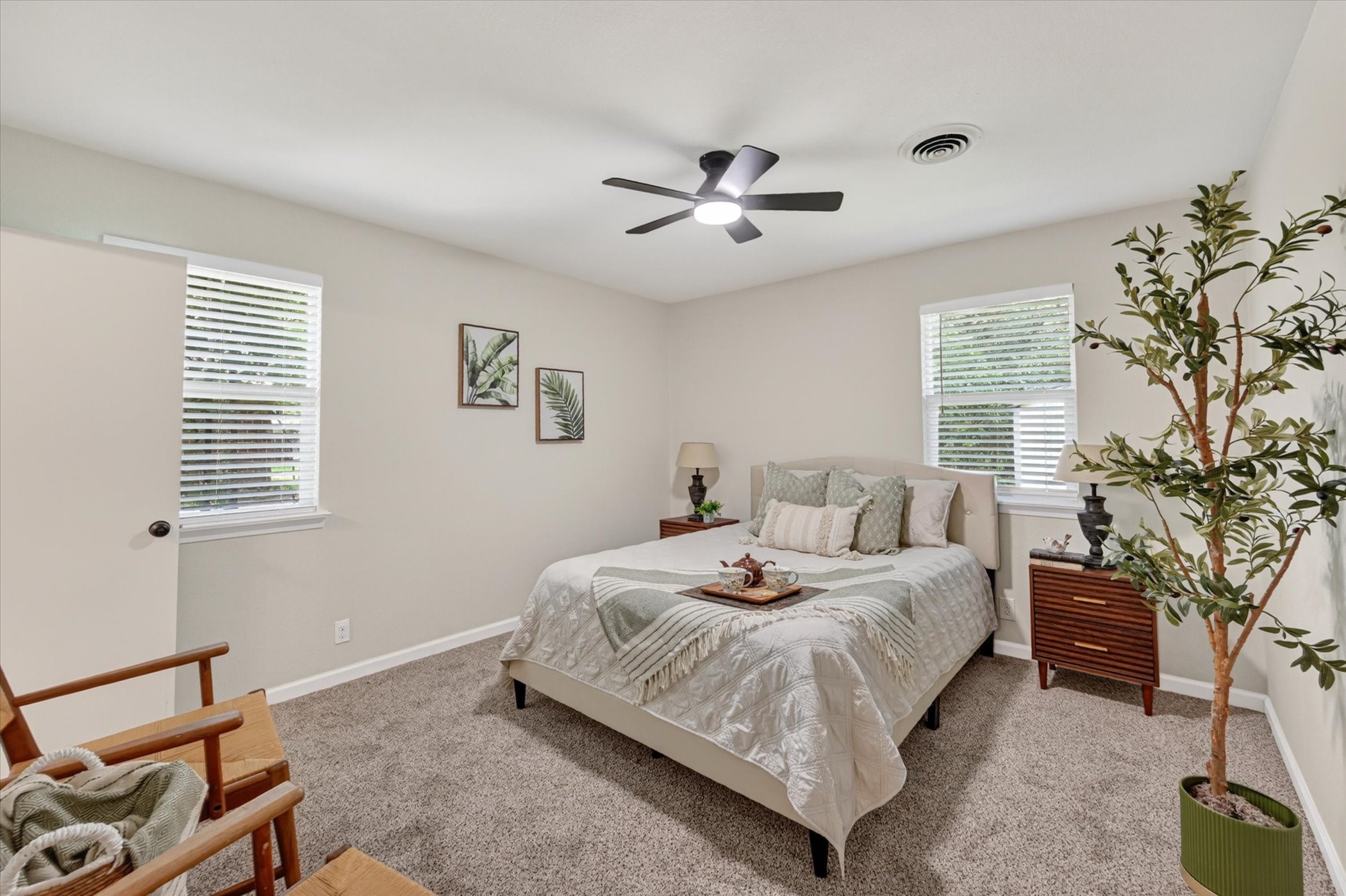 556 Hillery Street Burleson TX 76028