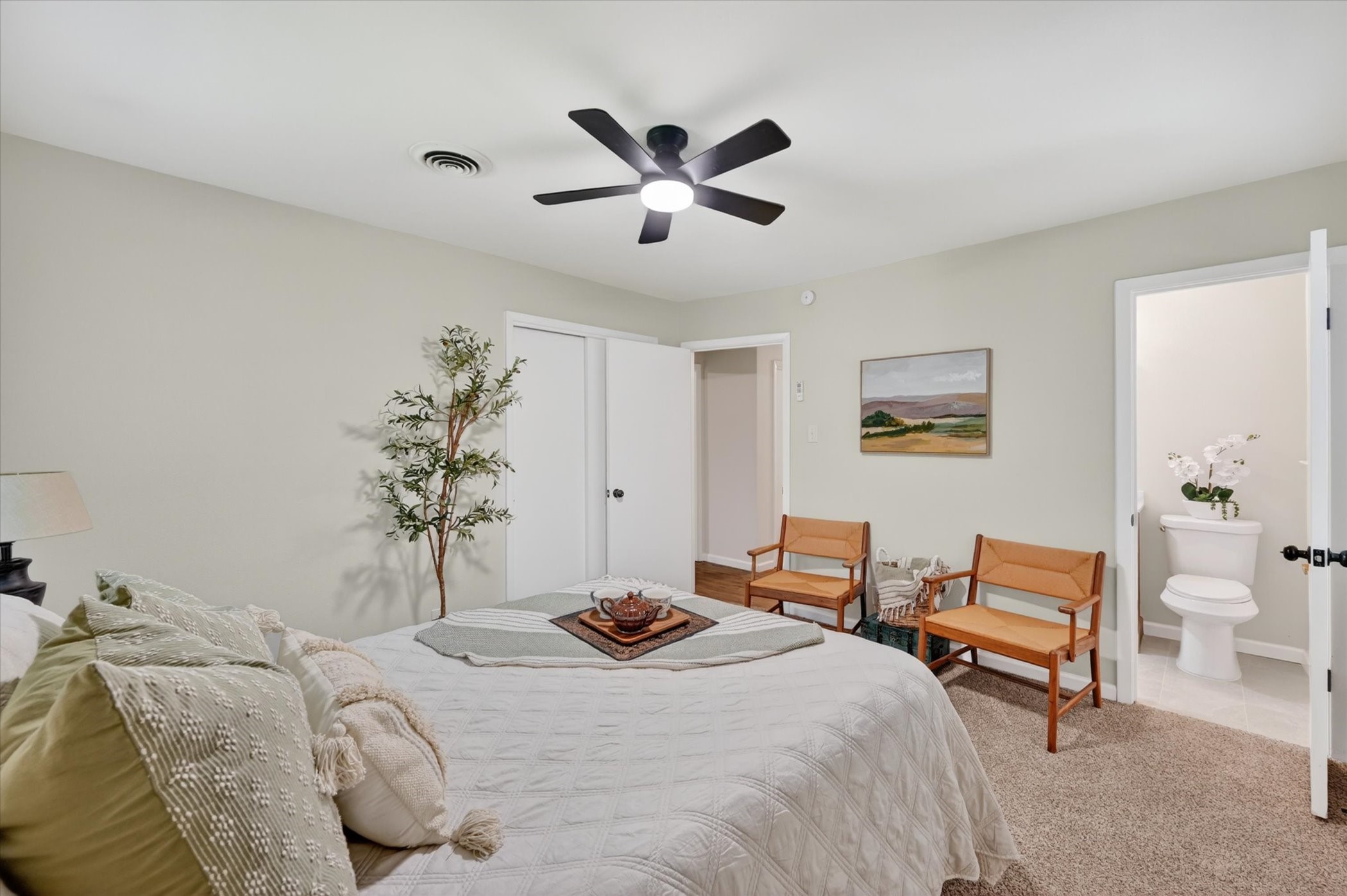 556 Hillery Street Burleson TX 76028
