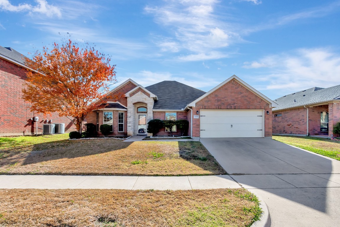 1610 White Willow Lane Arlington TX 76002