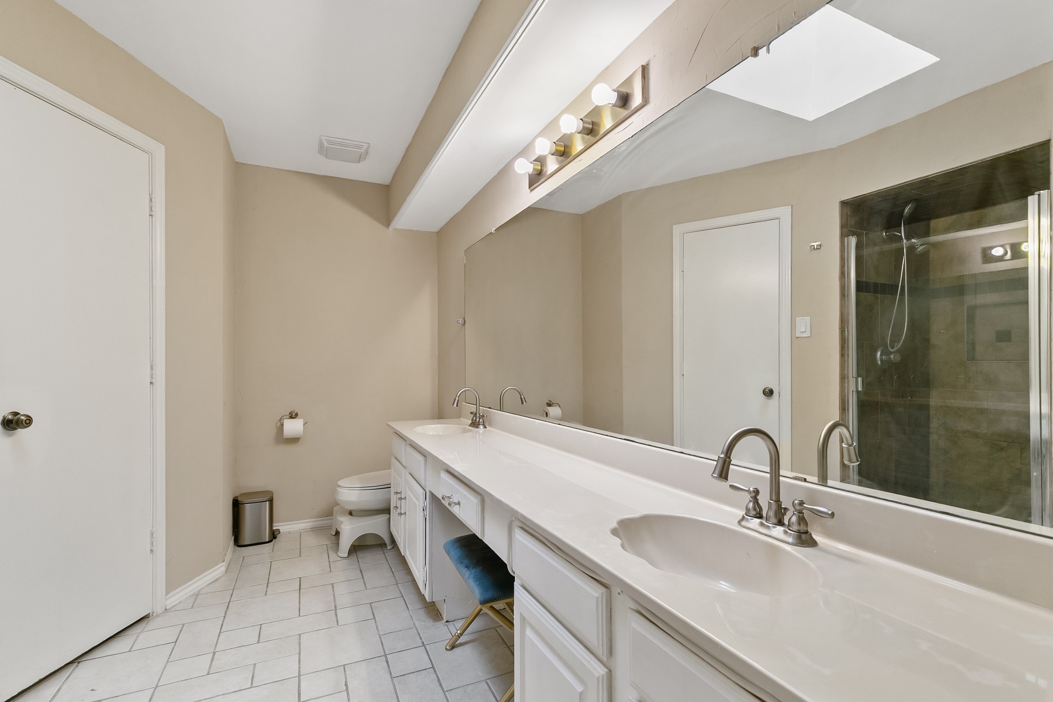 2031 Verlaine Drive Carrollton TX 75007