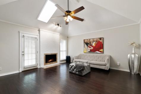 2031 Verlaine Drive Carrollton TX 75007