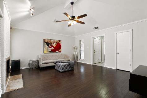 2031 Verlaine Drive Carrollton TX 75007